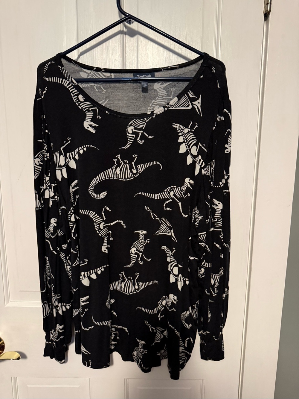 Dinosaur skeleton long sleeve t-shirt